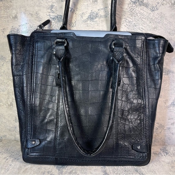 Etienne Aigner "Stag" Collection Tote Bag - Picture 12 of 16